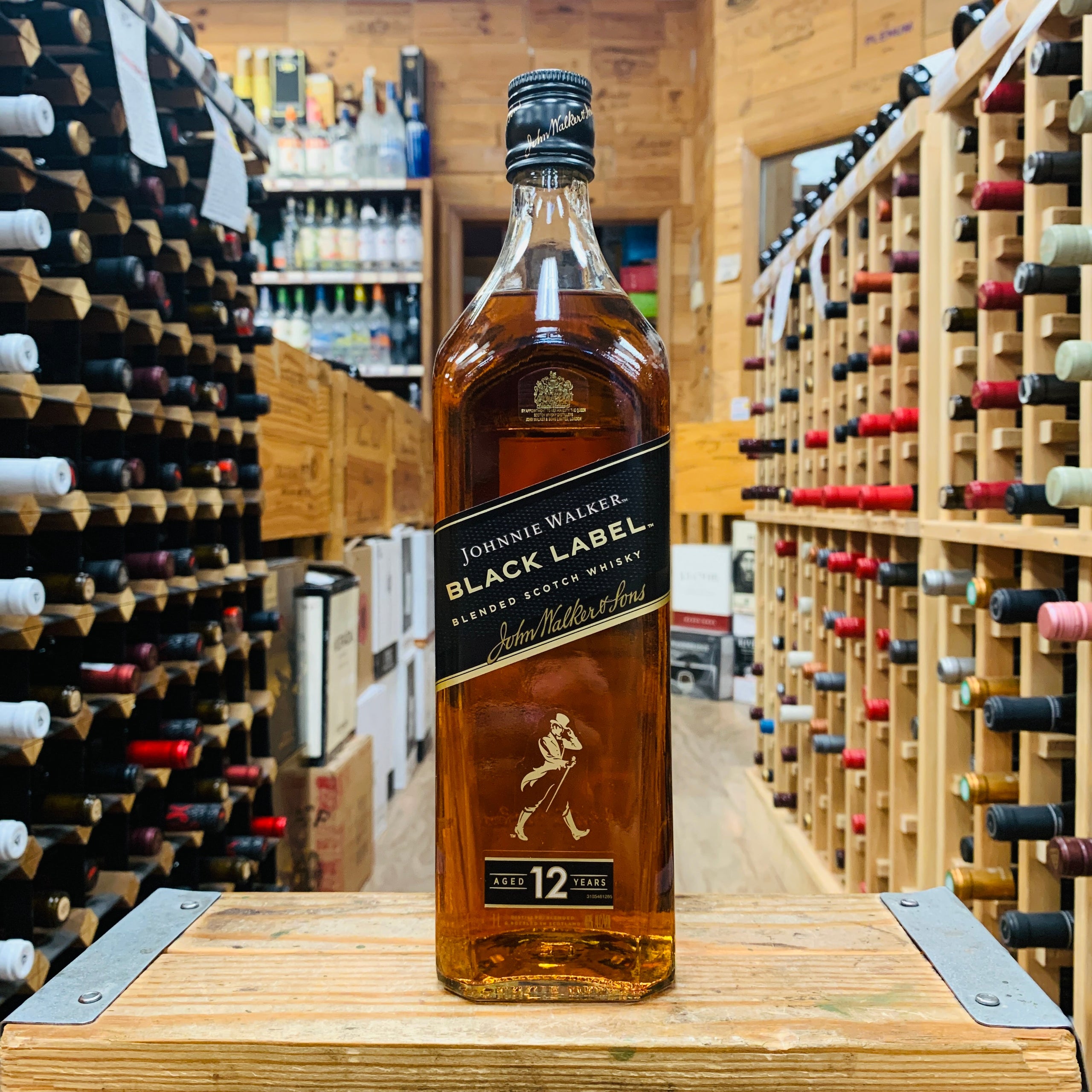 Johnnie Walker Black Label 12 Year Scotch (1L), Liquor, Scotch